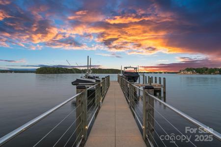 7861 Live Oaks Drive