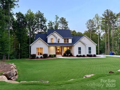 1123 Fern Hill Road