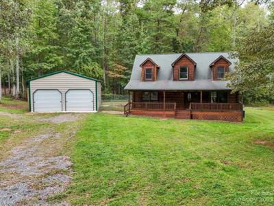1095 Cubby Lane
