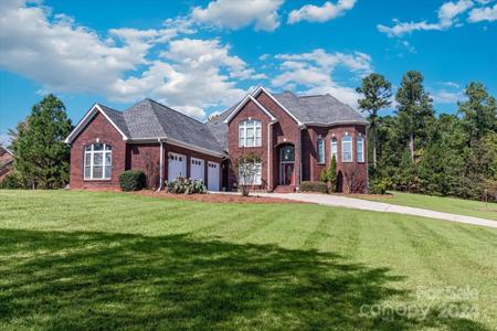 2621 Pine Point Drive