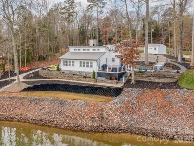 6788 Bucleigh Road