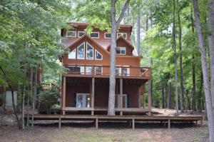 823 Woodside Drive