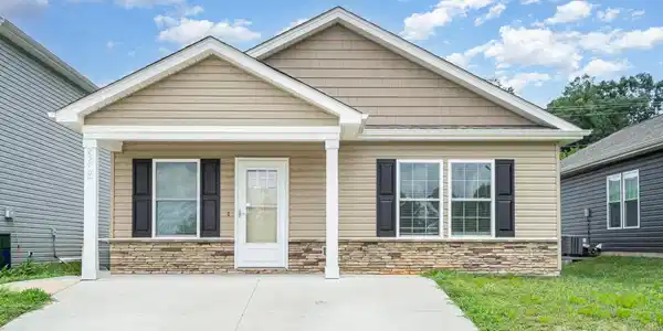 2550 Snow Creek Road NE
