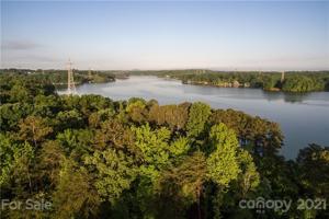 2469 Mountain Park