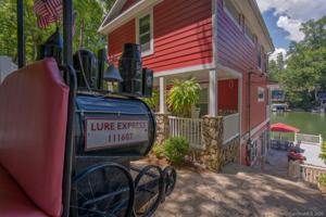 227 Picnic Point Road
