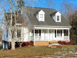 2140 Ferncliff