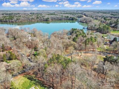 4820 Mountain Point Lane