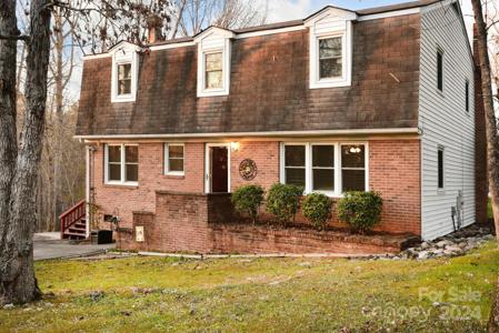 832 Roxboro Drive
