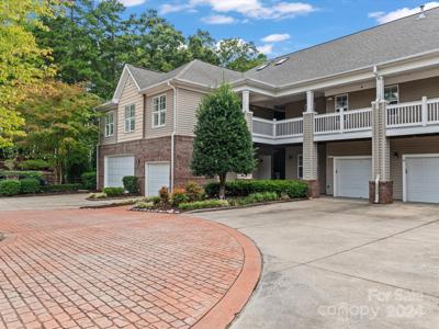 8913 Rosalyn Glen Road