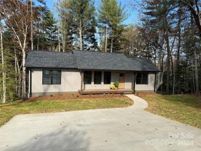 118 Hillcrest Lane