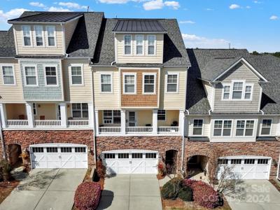 311 Wave Crest Drive