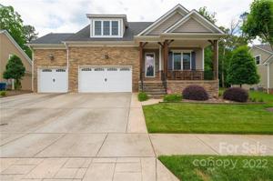 1215 39th NE