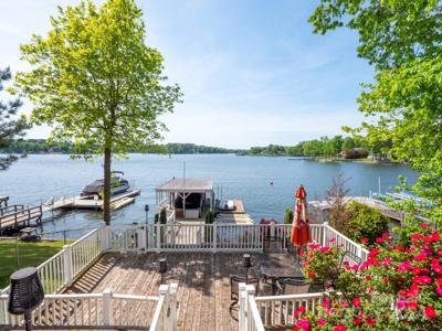 224 N Shoreline Drive