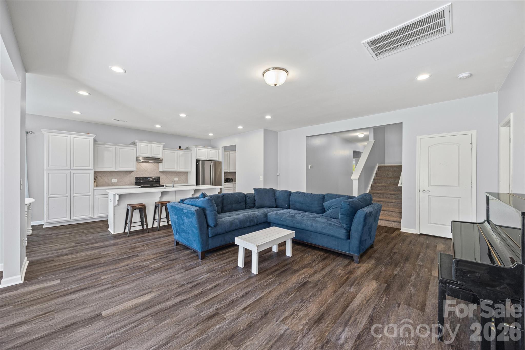 Image 3 Image 3