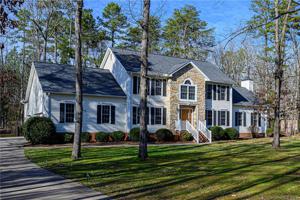 394 Harbor Drive W