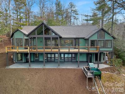 5039 Connestee Trail