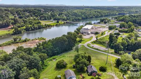 106 Lake Drive