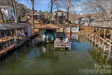 162 Vineyard Road
