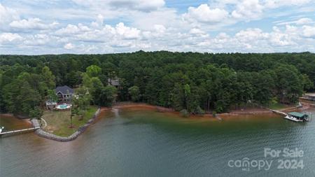 106 Parkview Lane