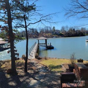 111 Golden Pond Lane