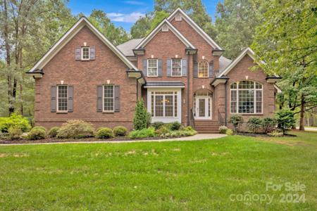 4660 Sawgrass Court