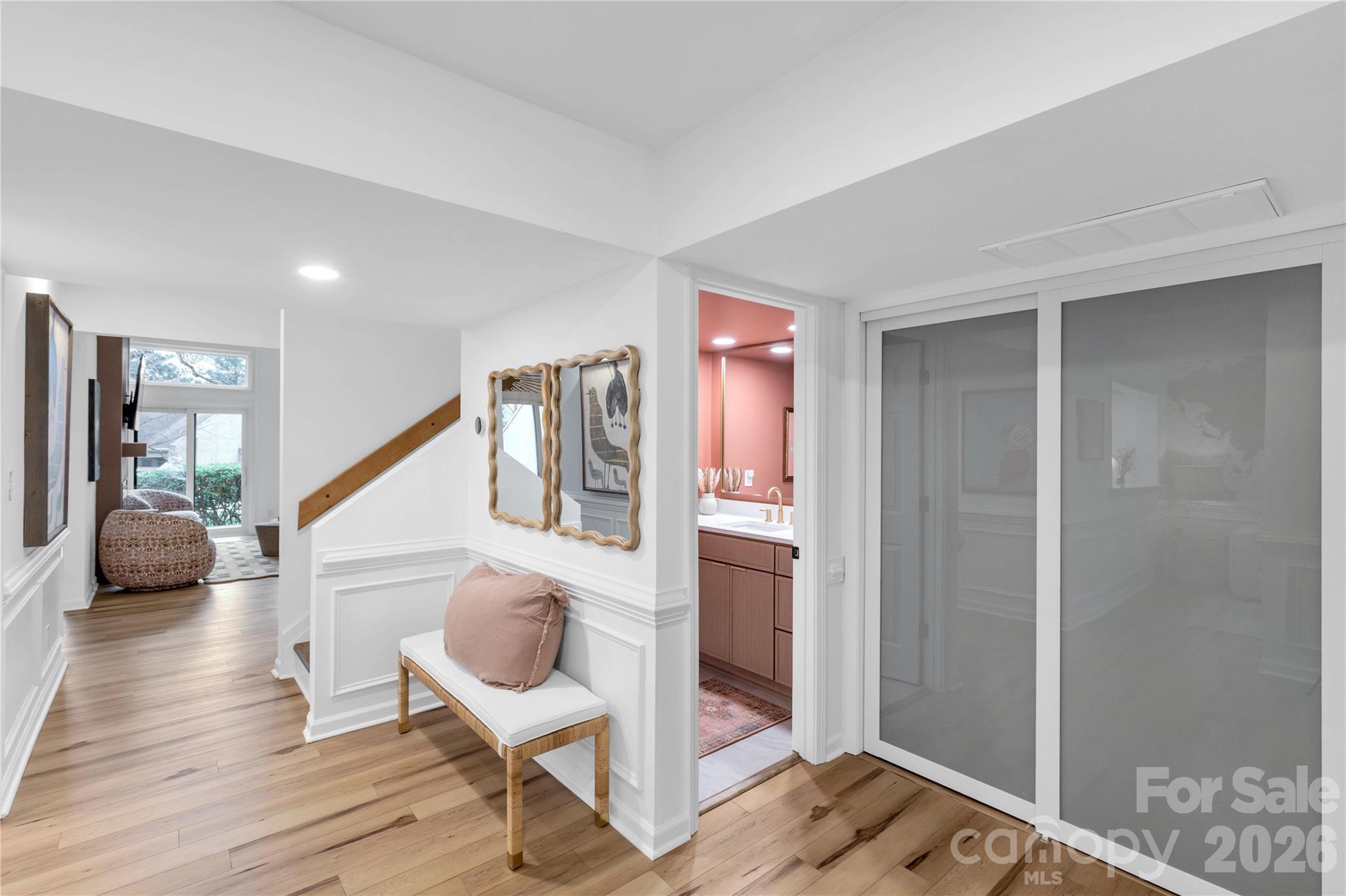 Image 4 Image 4