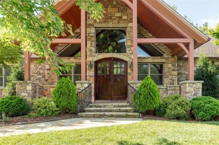 32 Pine Acre Boulevard