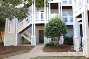20 Hamiltons Harbor