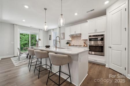 5088 Duval Circle