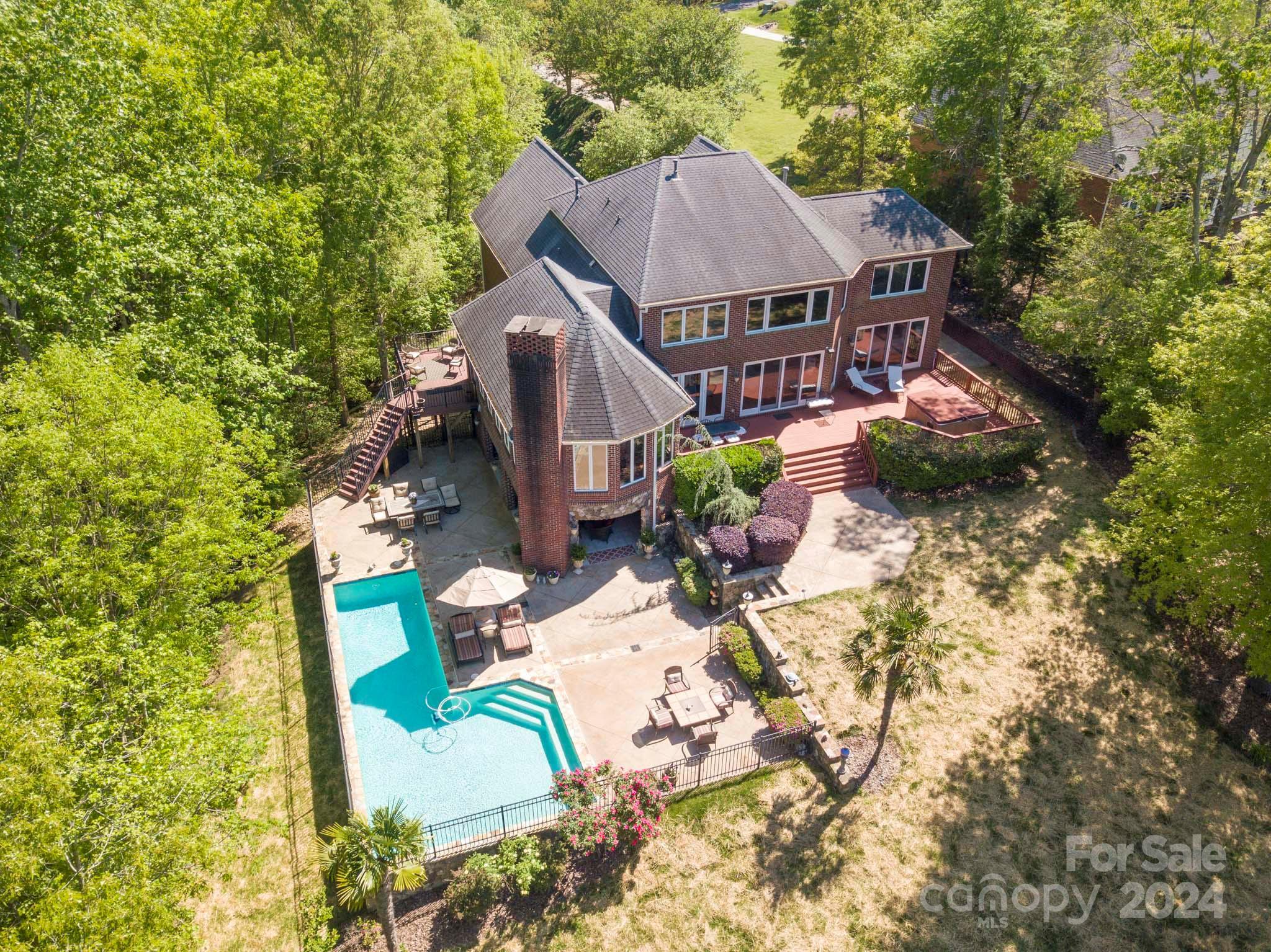 233 Blue Heron Drive, Rock Hill, SC lhrmls02099770