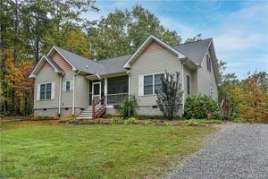 252 Lakeview Drive N