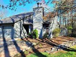 1402 Independence