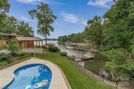 8593 Bailey Drive