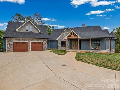 521 Rosebush Lane