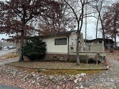 102 Arrowood Trail