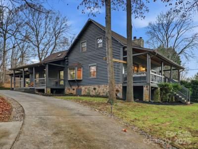 19810 Schooner Drive