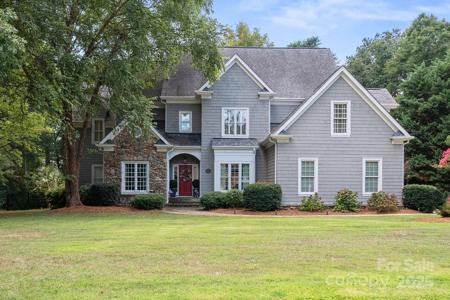 176 Old Post Road