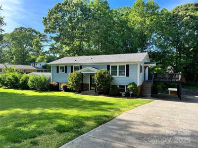 151 Peninsula Drive