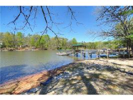 321 Carroll Cove 