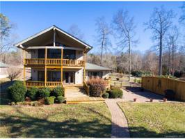512 Riverwood Drive