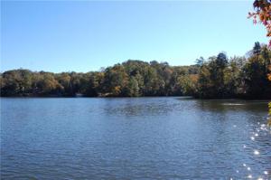 000 Caledonia Loop