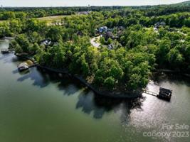 3551 Aqua Point