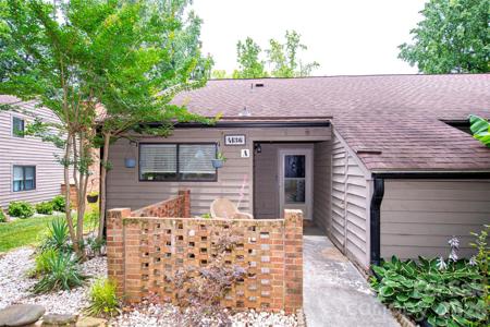 4136 Charlotte Highway