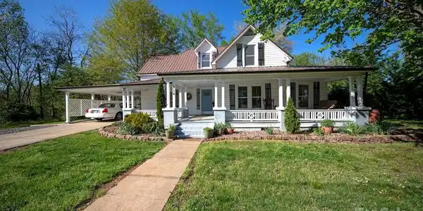 216 S Main Street