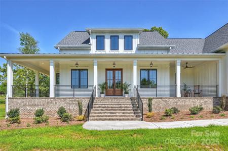 7768 Lynwood Lane