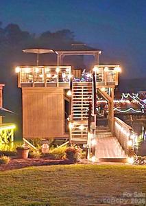 734 Pinehaven Drive