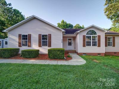 105 W Panther Creek Road