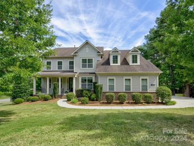 2424 Island Lake Drive