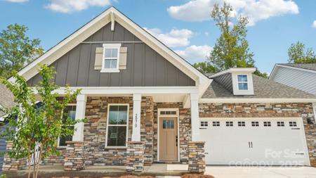 2070 Skyhawk Drive