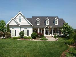 126 Edgewater Court 